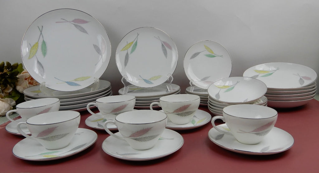 Vintage 42 Piece 6 Place Setting L & M China "DELICE" Pattern