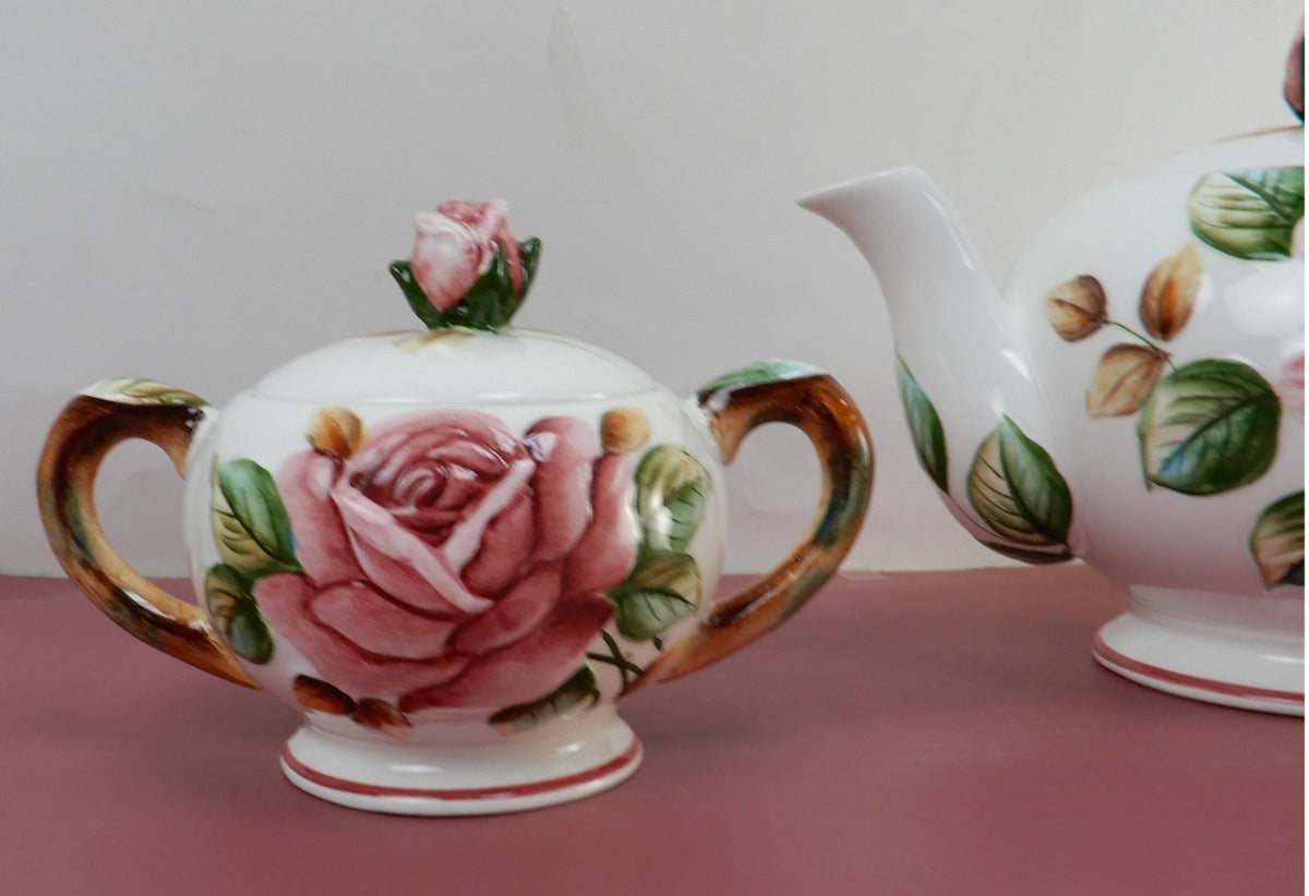 Vintage Lefton Americana Regal Rose Set of Tea Pot ,Sugar Bowl and Creamer