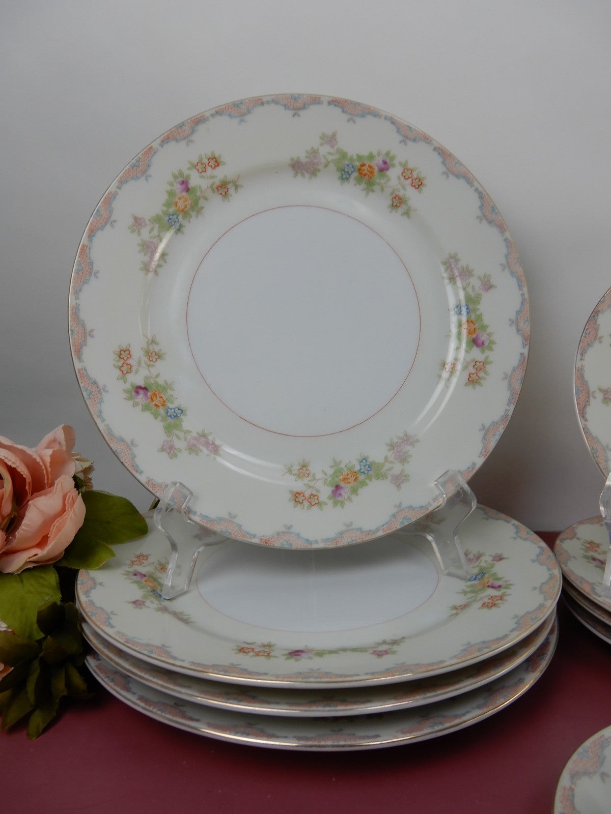 28 Pc 7-Piece 4 Place Setting "Mayfair China" Made in Japan