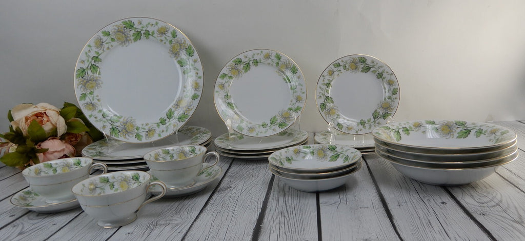 24 Piece Noritake Floral "Stanford 5220"