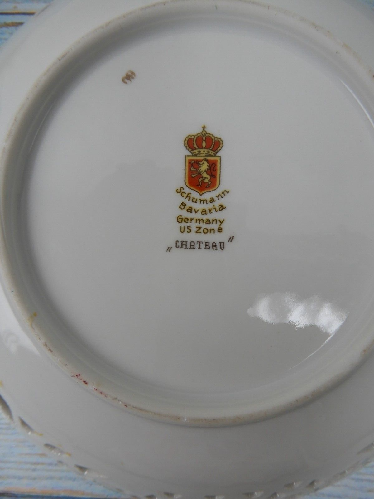 Schumann Chateau Dresden Flowers Reticulated 7-1/2" Bowl