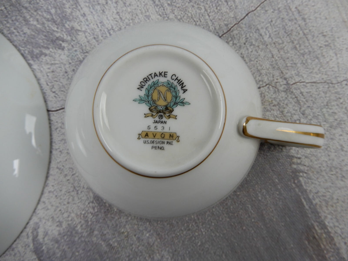 Set of 4 NORITAKE China AVON 5531 Pattern Tea/Coffee Cups and Saucers