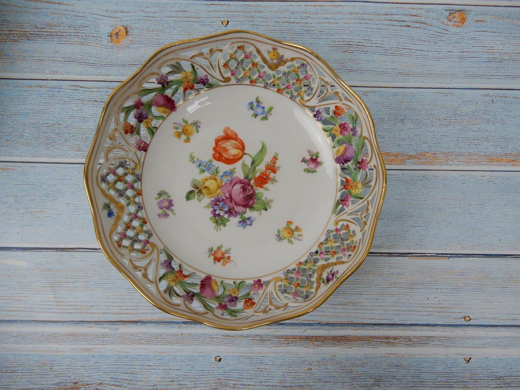 Schumann Chateau Dresden Flowers Reticulated 7-1/2" Bowl
