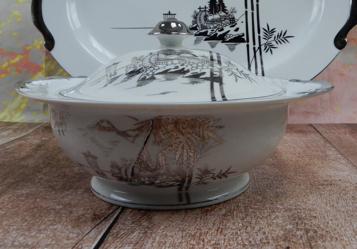 Kutani NS China Hand Painted Round Lidded Vegetable Bowl