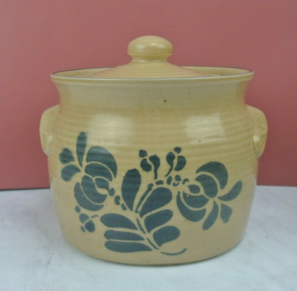 Pfaltzgraff Folk Art - Soup Tureen 3-1/2 OT No Ladle - Vintage