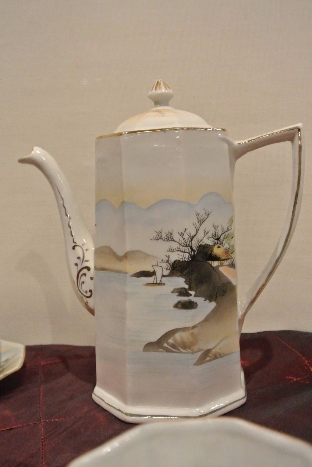 Vintage TE-OH China Tea/Coffee Pot w/ 5 Cups and Saucers Hand Painted Oriental