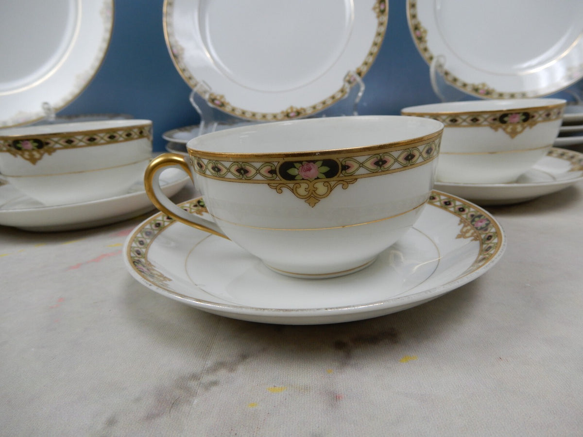 19 Piece Vintage Noritake Morimura "THE CEYLON"  Service for 4 Place Setting