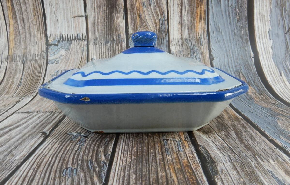 Made in Sweden Klafrestrom C2 White w/ Blue Rims Enamel Cast Iron Casserole