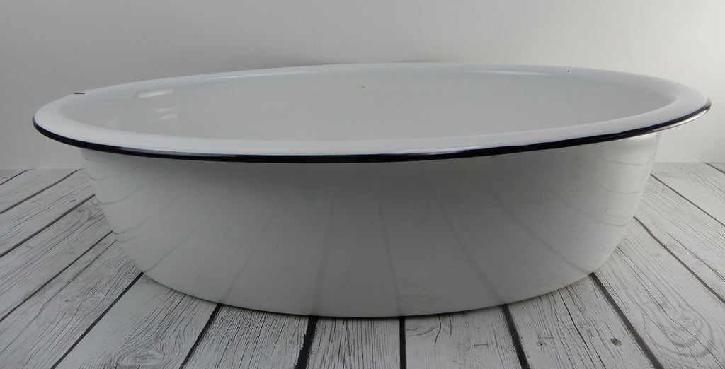 Vintage White Enamelware Oval Basin Wash Tub Bath Planter,Baby Wash 25-1/2" Long