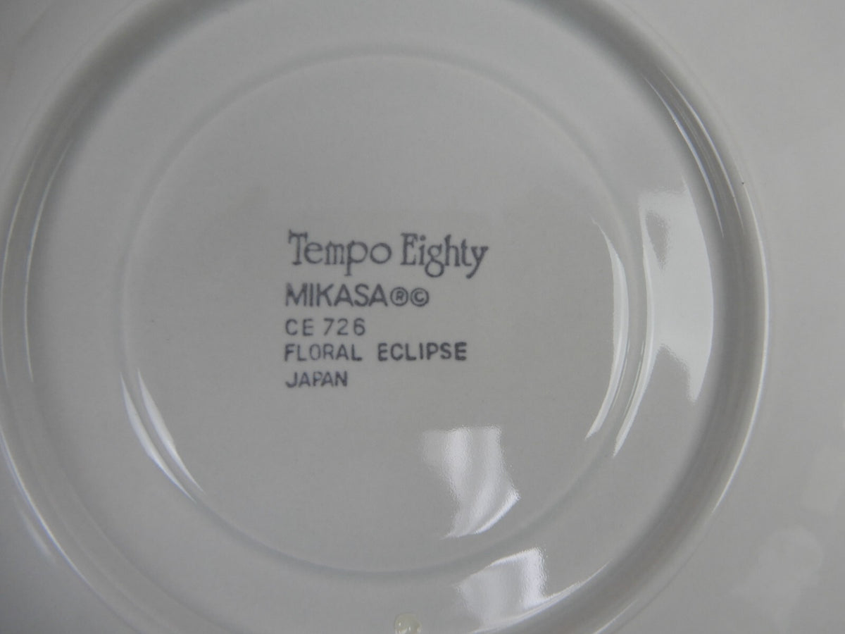 Mikasa Tempo Eighty Floral Eclipse Set of 4 Cups and Saucers