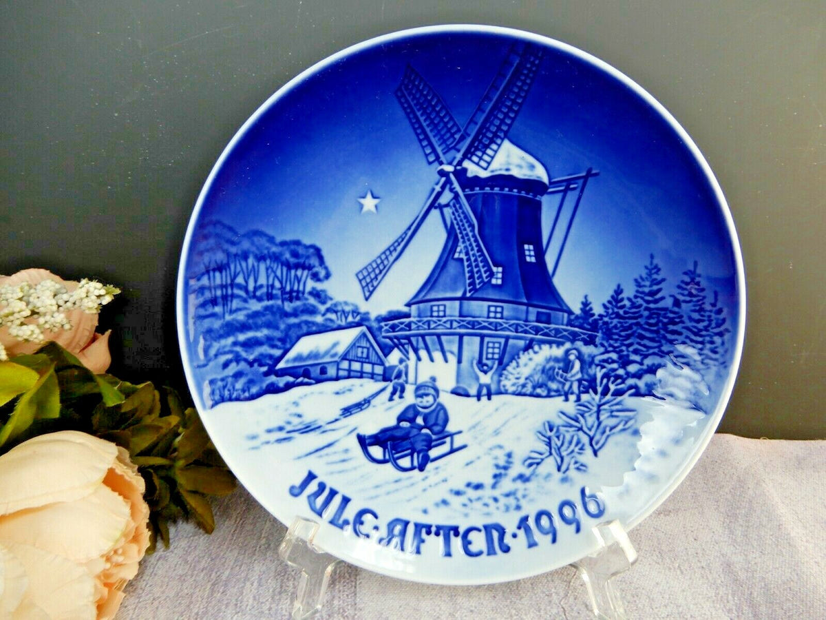 Set Of 4 Bing & Grondahl 1993-94 & 96-97 Annual Christmas Decorative Plates