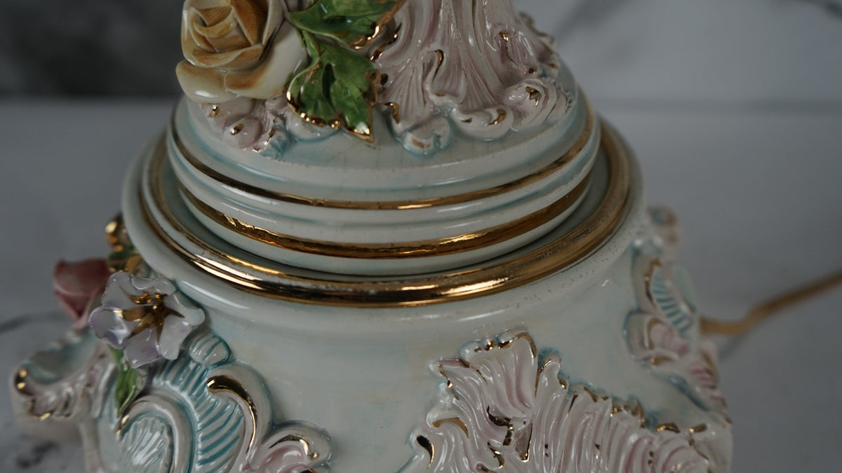 Vintage Porcelain Floral Capodimonte 3 way Light Italian Table Lamp w/Cherubs