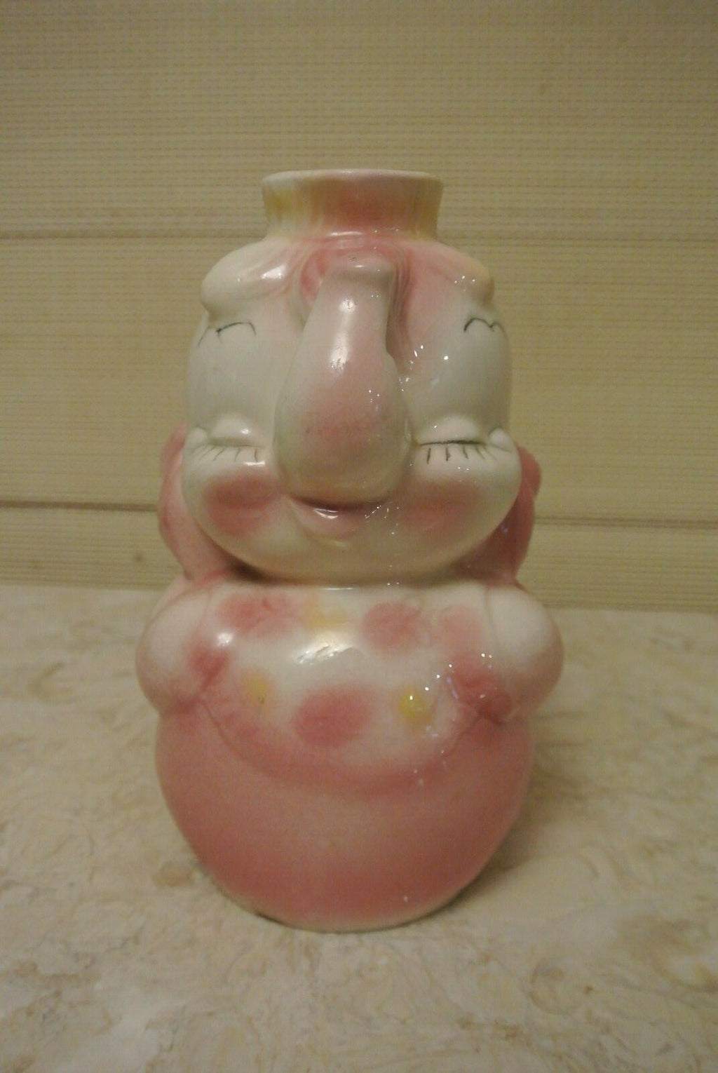 Vintage Hull Leeds Elephant Decanter or Milk Jug Nice Vintage Decoration