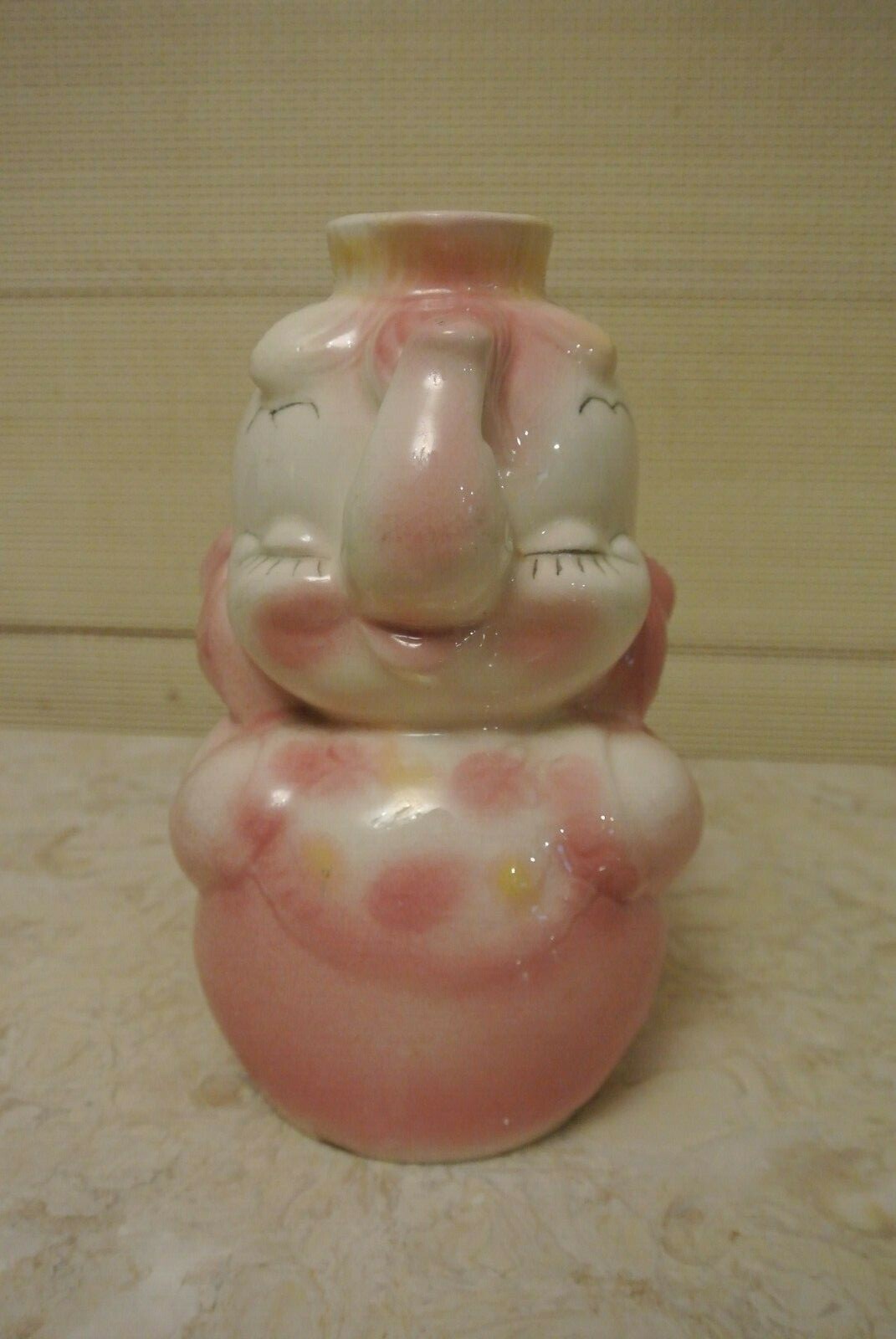 Vintage Hull Leeds Elephant Decanter or Milk Jug Nice Vintage Decoration