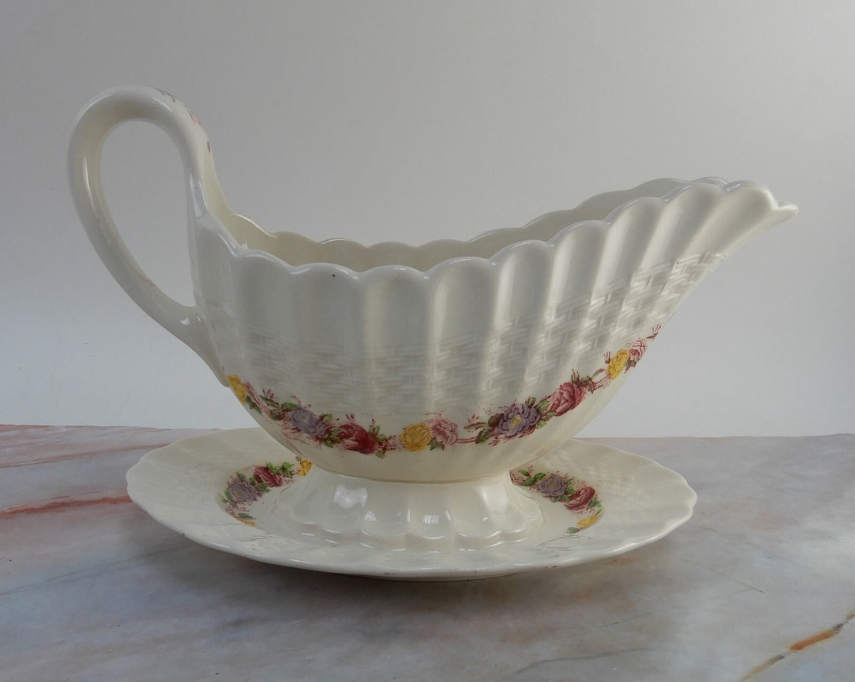 Vtg Copeland Spode "Rose Briar" Gravy Boat with Attached Underplate
