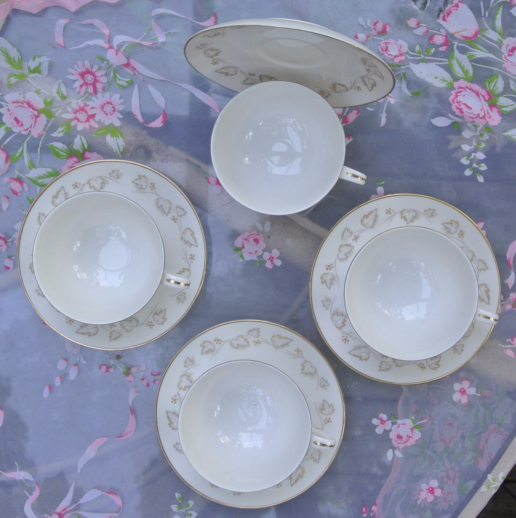 Set of 4 Noritake Ivory China Cups and Saucers "Gold Ivy" Pattern #7531