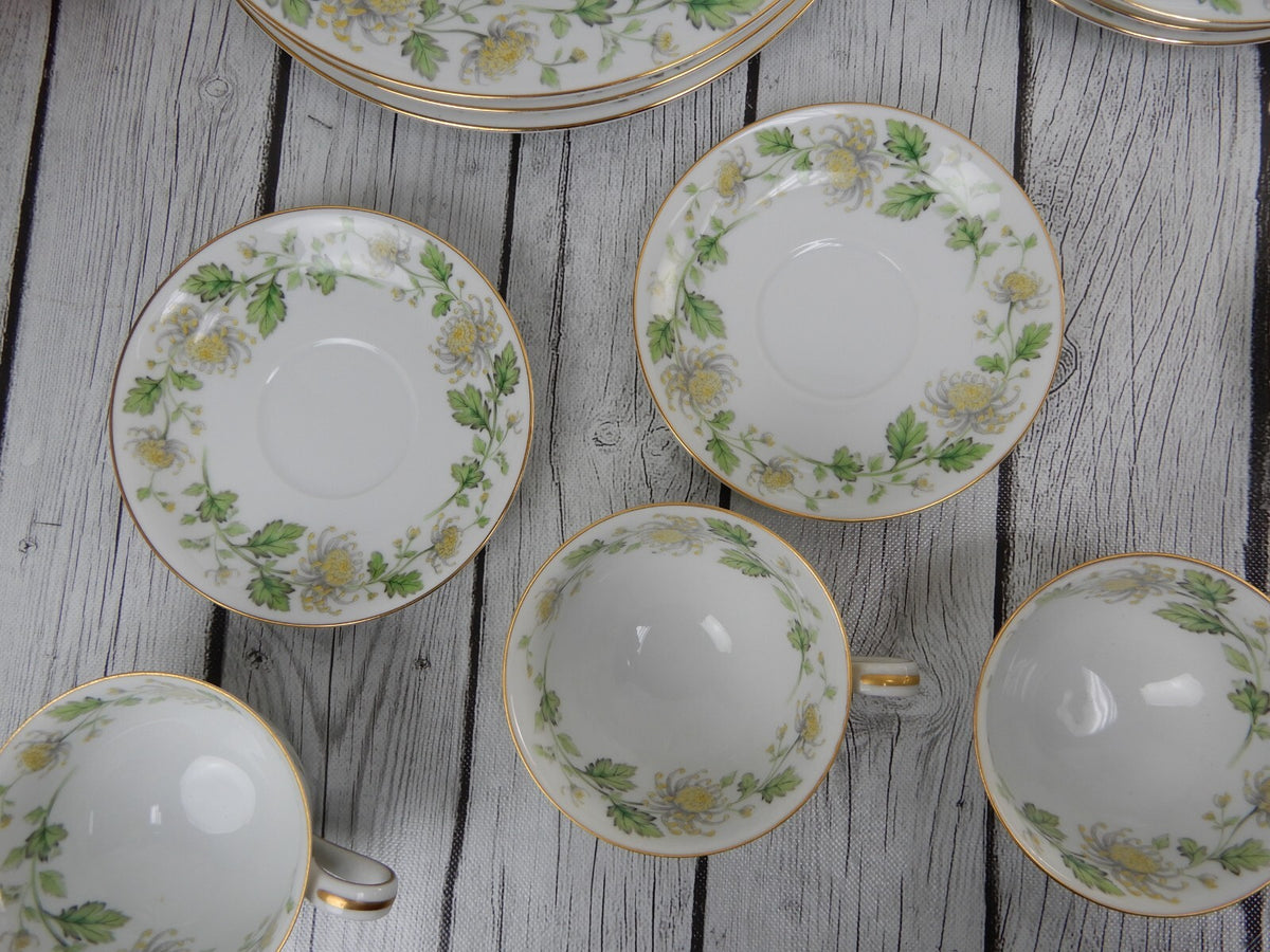 24 Piece Noritake Floral "Stanford 5220"