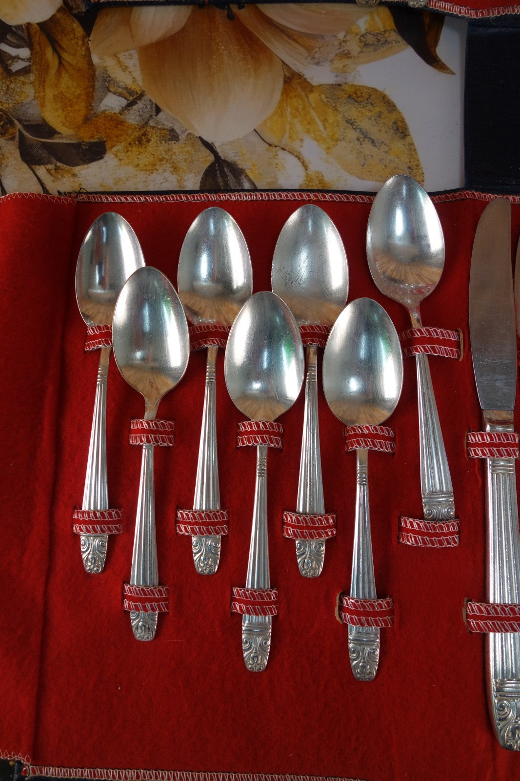 50 Pc. of Vintage Wallace Harmony House Danish Queen AA+ Pattern
