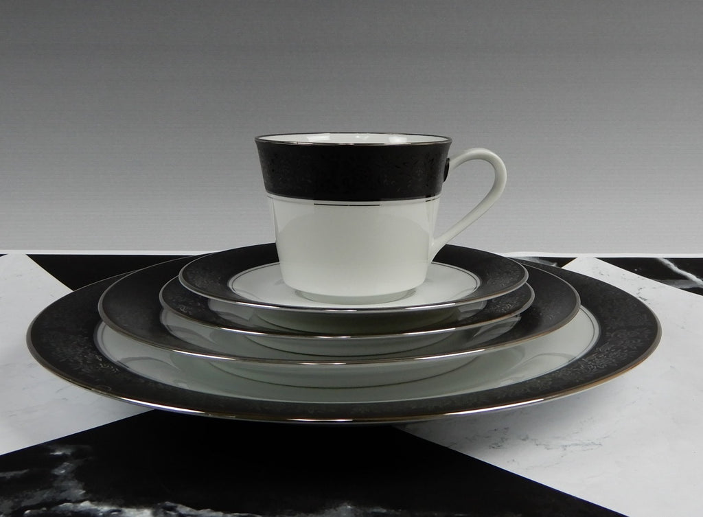 5-Piece One Place Noritake "Mirano" 6878 Made in Japan