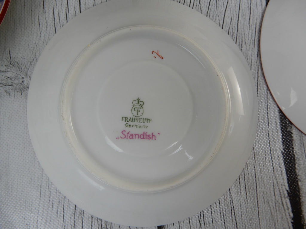 20 Pc 4-Piece 5 Place Setting Fraureth Saxony  Floral Bouquet "Standish"