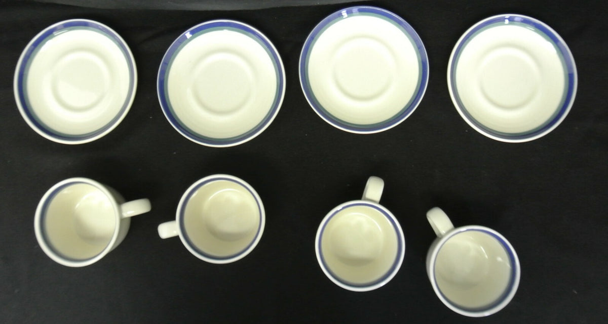 Pfaltzgraff USA Northwinds 4 Cups and Saucers. White & Blue Design. Kitchen