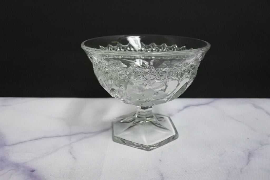 Lot Of 5 Mckee Footed Pressed Glass sherbet glasses With Etched Daisies