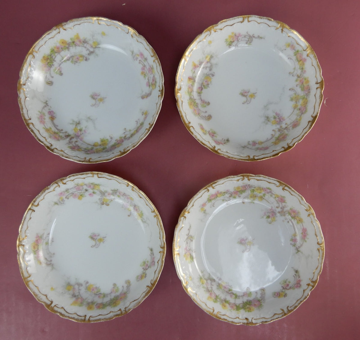 Haviland Limoges France Schleiger 475e Hand Painted Four Berry/Fruit Bowls 5”