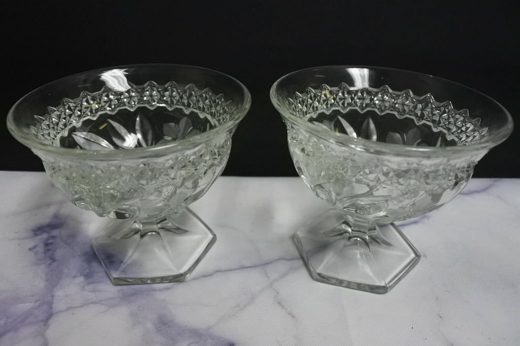 Lot Of 5 Mckee Footed Pressed Glass sherbet glasses With Etched Daisies