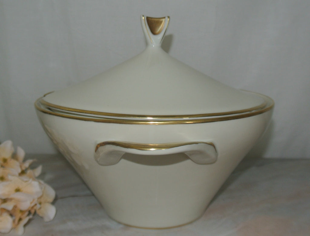 Vintage Winterling Marktleuthen Bavaria Soup Tureen Cream Color No Ladle