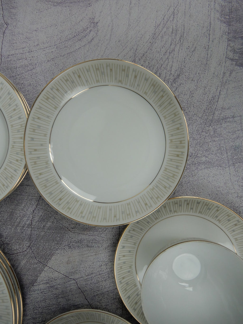 24 Piece Mikado Malay Gold & Gray 6 Piece Place Setting China Service for 4