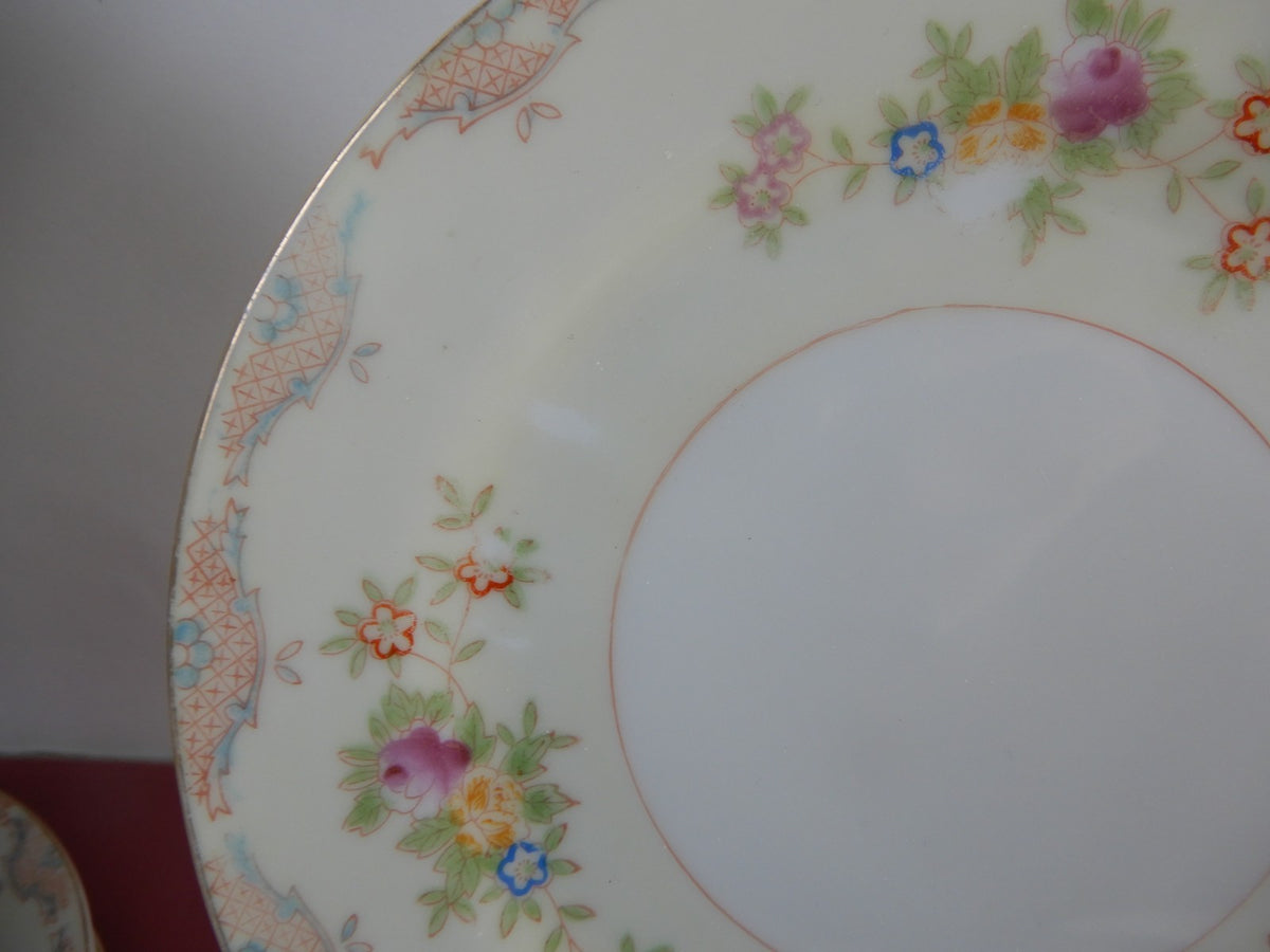 28 Pc 7-Piece 4 Place Setting "Mayfair China" Made in Japan