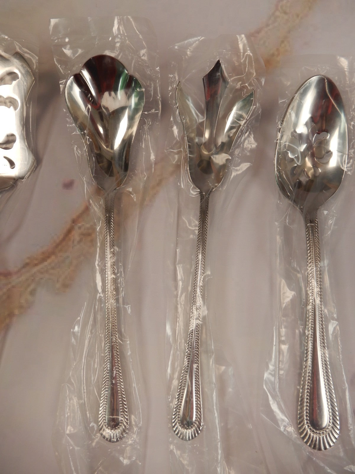 RSVP 18/10 Stainless Flatware Aldridge Wimberly 7 Service Pieces