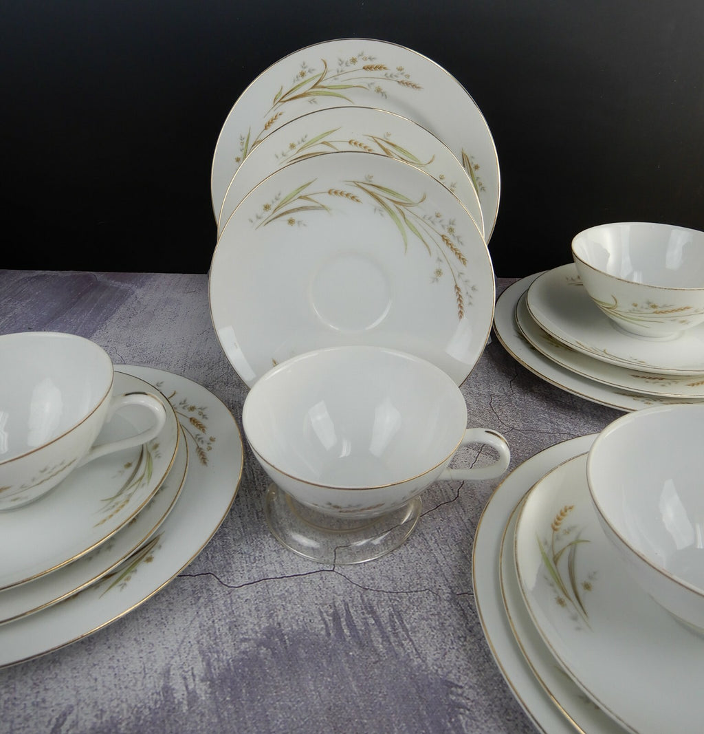 Set of 16 Pieces Golden Harvest Fine China Japan Cups,Saucers,B/B,Dessert Plates