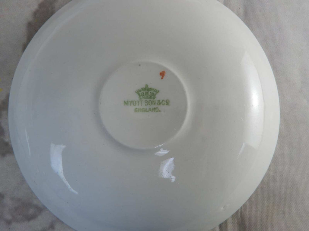 Set of 4 Myott Son&Co. England" Indian Tree" Cups and Sauces