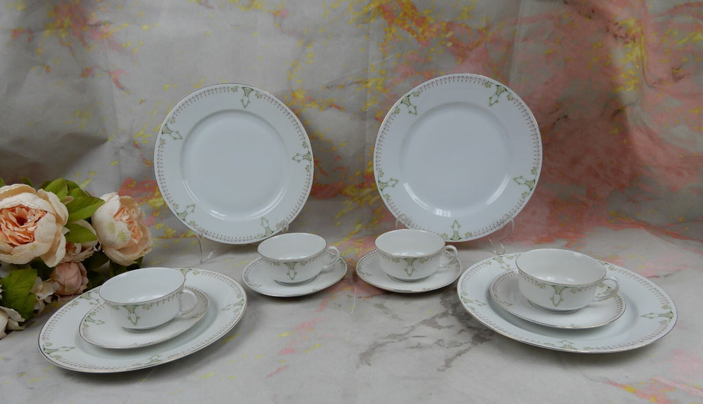 12 Piece MZ Altrohlau CMR Czechoslovakia Art-Deco Cups,Saucers and Dinner Plates