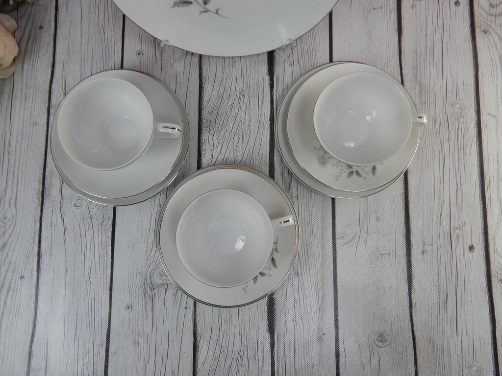 Diamond Fine China "Blue Rose"Japan~ 3 Cups,Saucers & Plates One 9-1/4" Plate