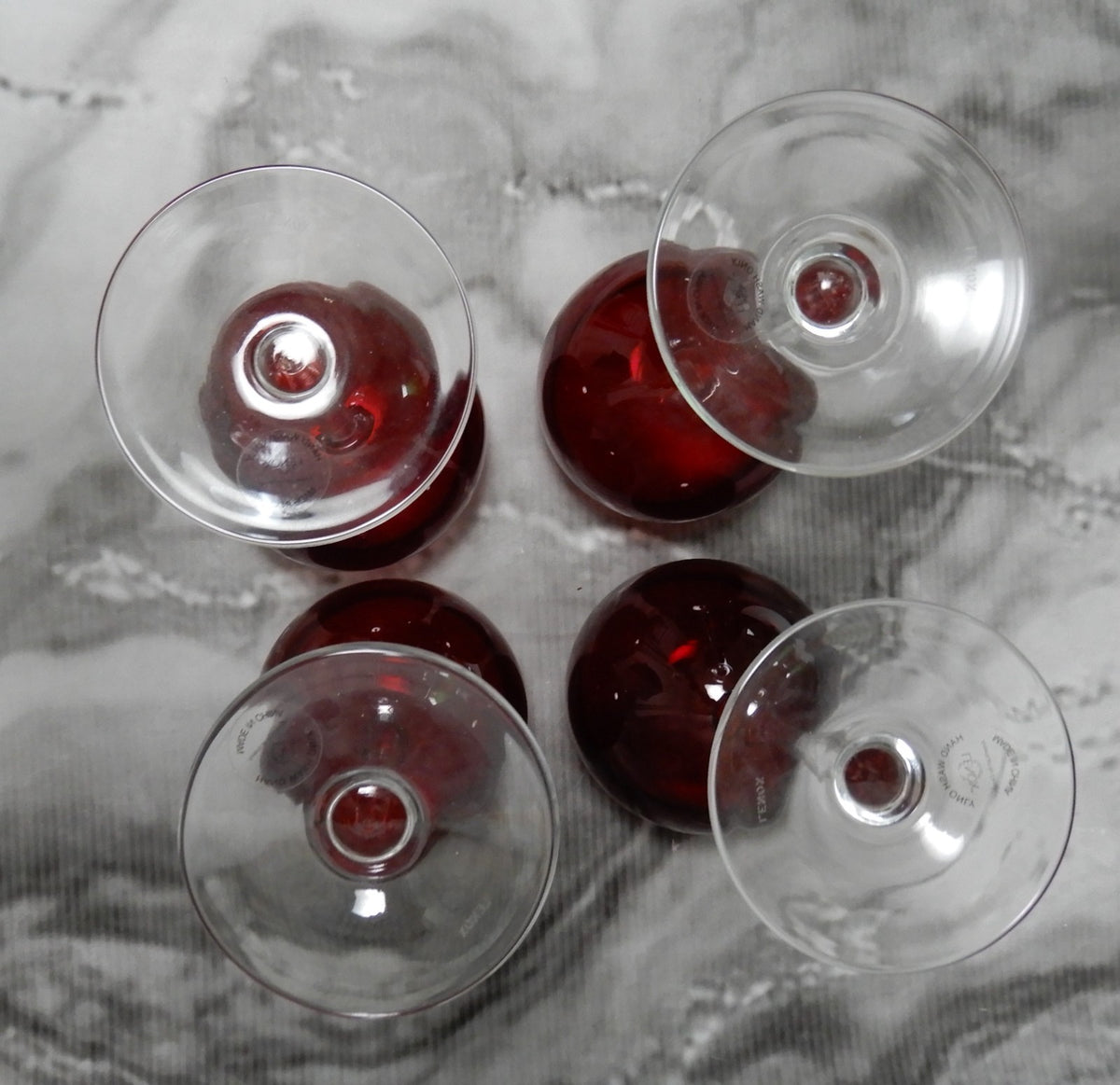Set Of 4  Lenox Tuscany Holiday Collection Red Balloon 12 oz Wine Glasses