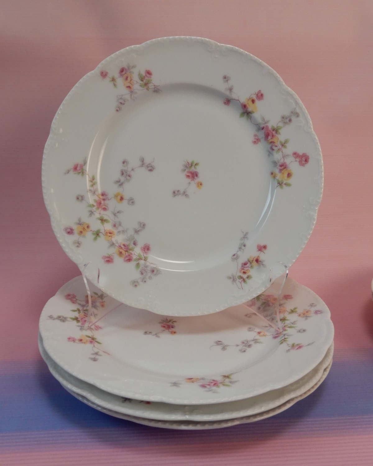 Set of 5 Bassett Limoges Austria "5789" Pattern 8-1/2" Salad Plates
