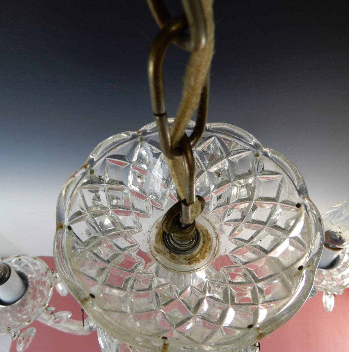 Vintage 20-5/8" 5 Arm Light Light Crystal & Glass Chandelier