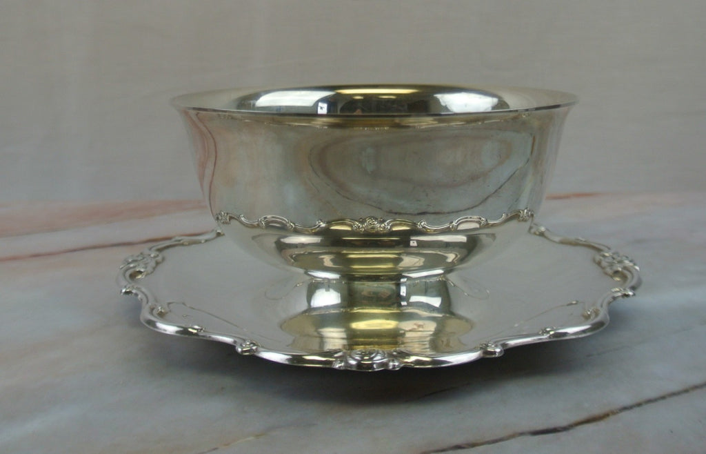 Vintage Gorham E P Silverplate Rondo Round Gravy Sauce with Attached Under Plate