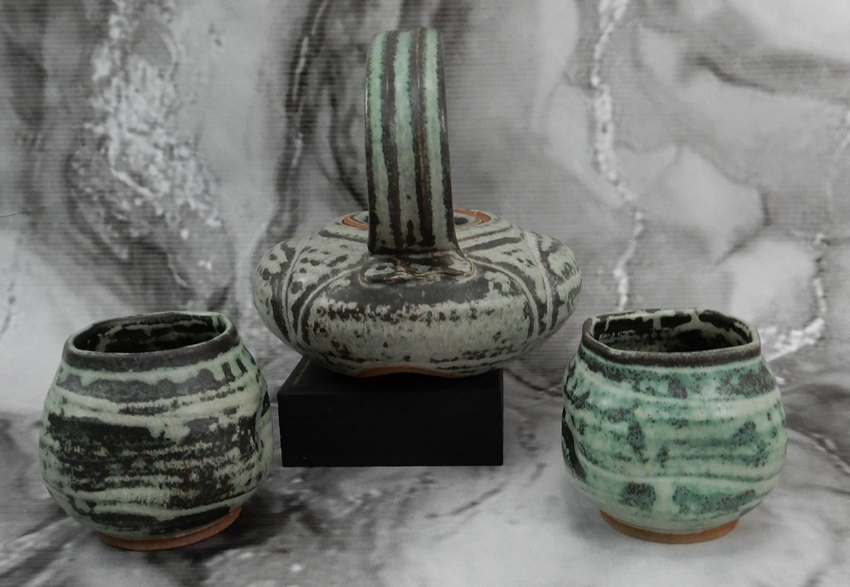 “David Vogel” Studio Pottery Hand Thrown Tea Pot W/ Two Cups Artist Signed