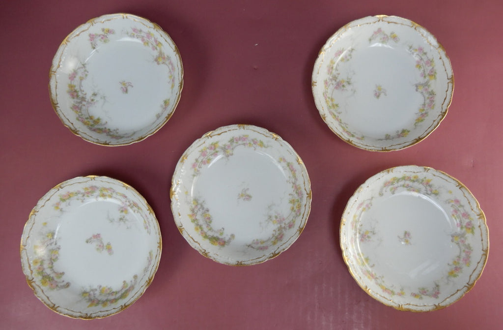 Haviland Limoges France Schleiger 475e Hand Painted Five Fruit Desert Bowls Set