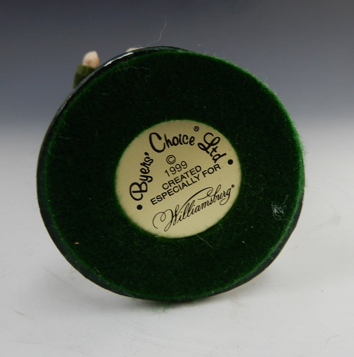 Byers Choice Caroler 1999 Carolers Colonian Man Signed  13-1/2"