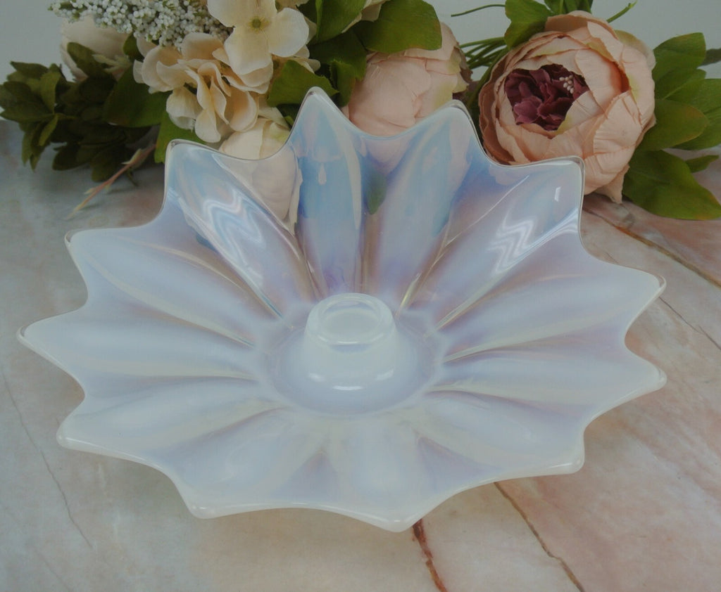 Fostoria Heirloom White Opalescent Art Glass Candle Holder