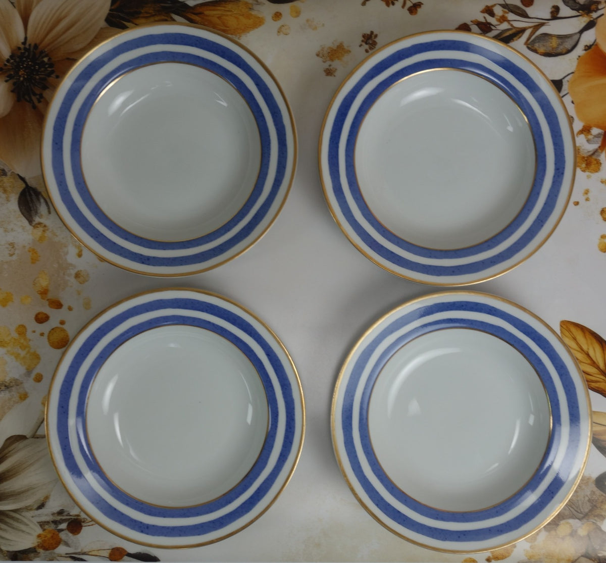 Set of 4 Crate & Barrel VERANDA Gold Rim Blue Striped Soup Bowls