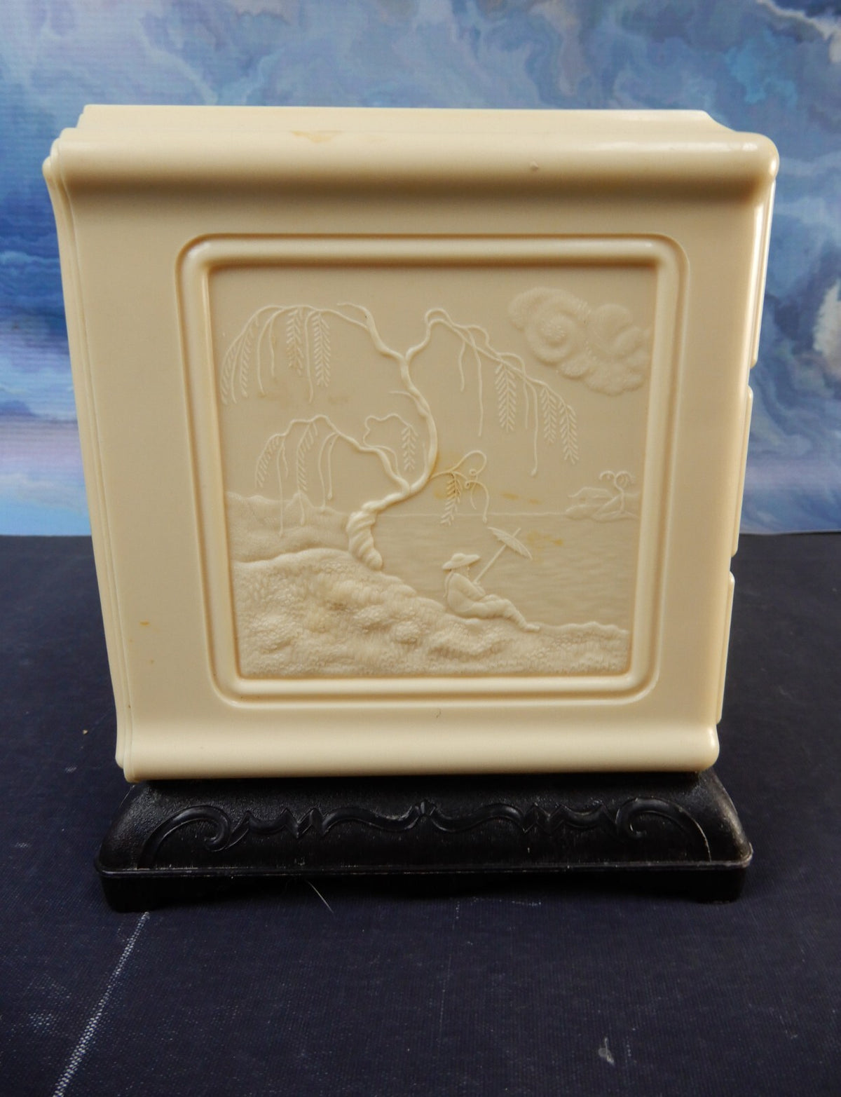 Vintage Asian Celluloid Bakelite Beige Jewelry Box Embossed Black Dragon Handles