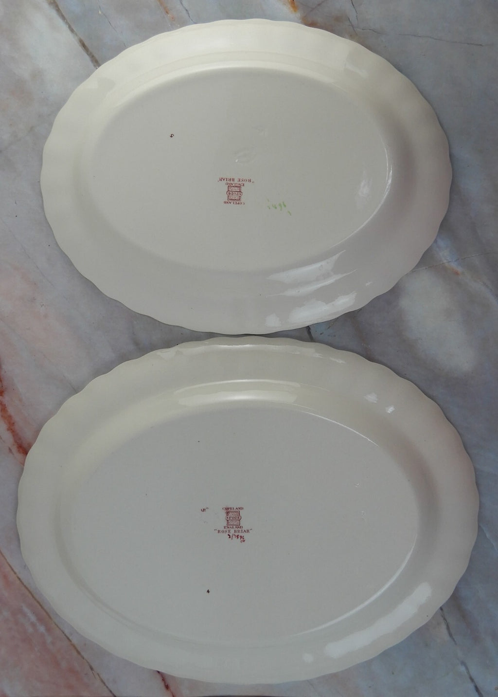 Vtg Copeland Spode "Rose Briar" Set of two Platters Made In England