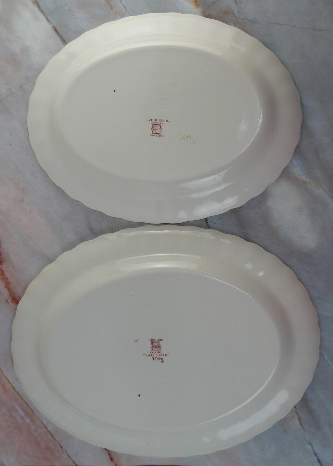 Vtg Copeland Spode "Rose Briar" Set of two Platters Made In England