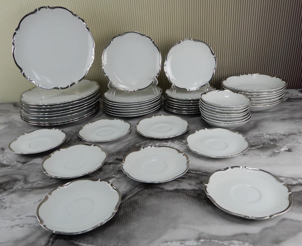 56 Pc 8-Piece 7 Place Setting Harmony House "Starlight" Pattern Made in Japan