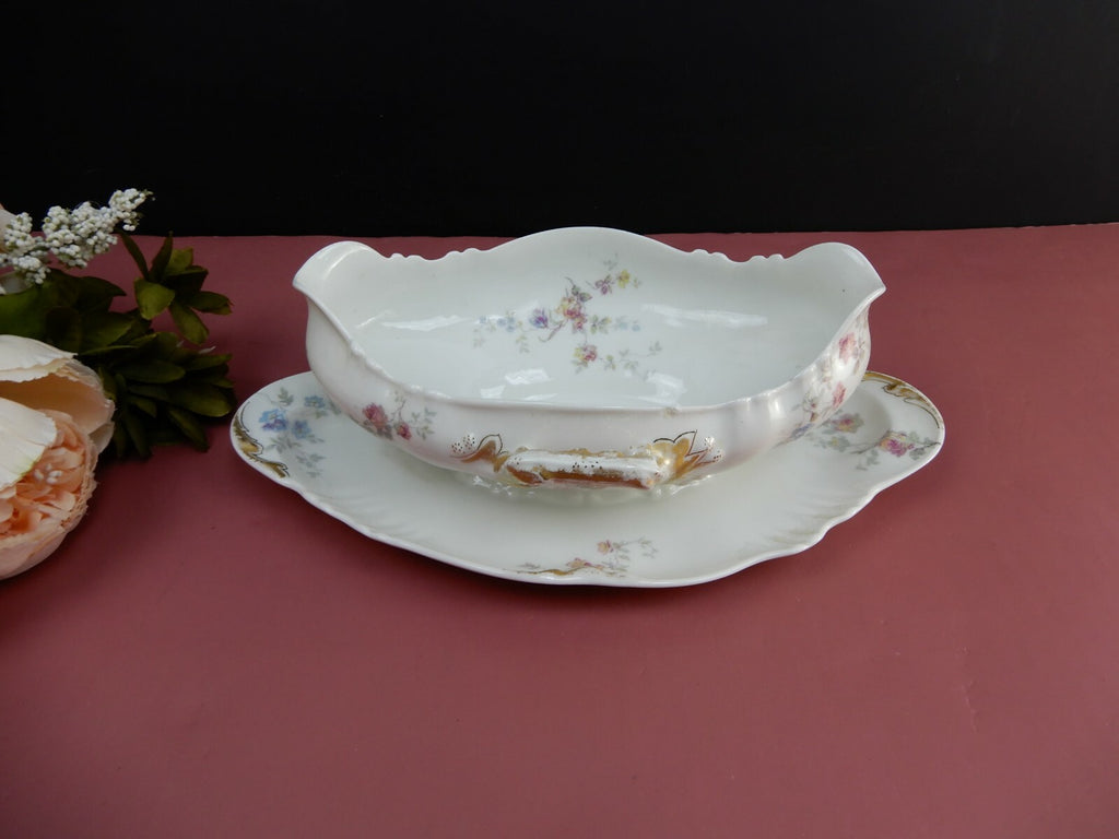 Theo Haviland Limoges France Porcelain Gravy Boat Saint Cloud
